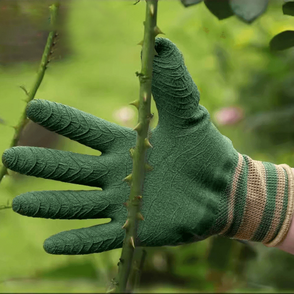 Садовые перчатки с защитой от  – обзор и цена Gardening Glove Waterproof