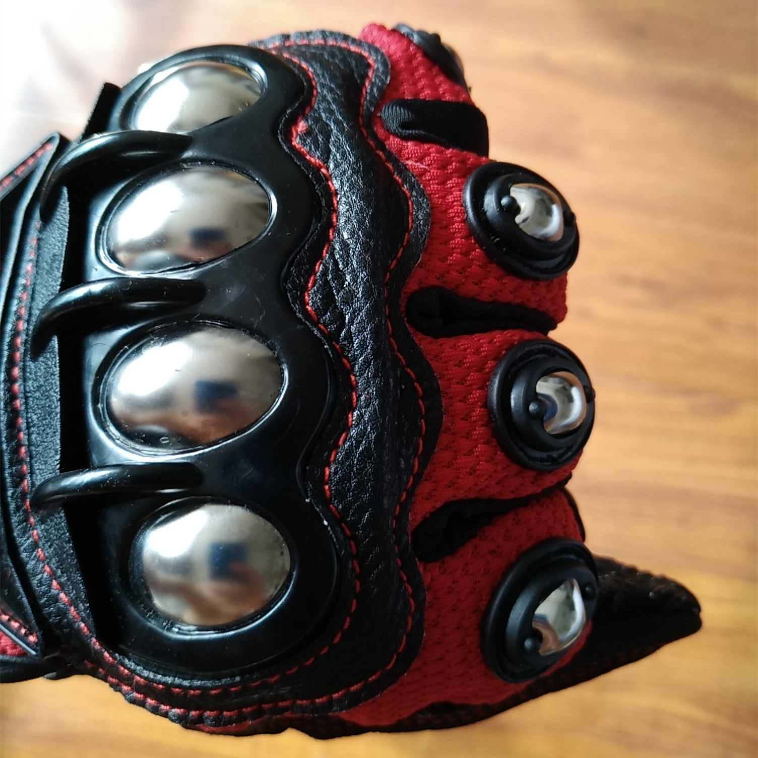 Латунные защитные перчатки на  – обзор и цена Motorcycle Glove Knuckle