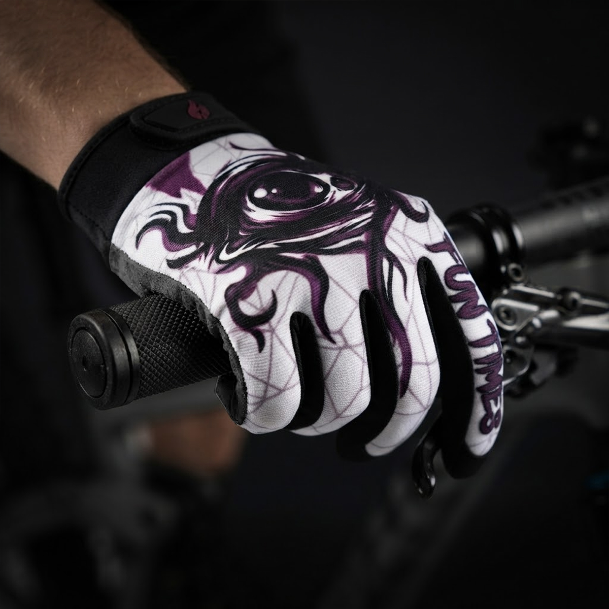 Перчатки FUNTIMES Purple Magic – обзор и цена Magic Touch Glove